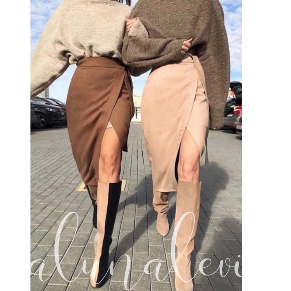 🍁Essential Midi Skirt🍁